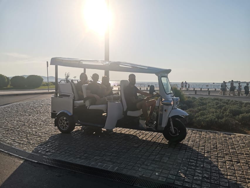 Eco tuk tuk Highlights of Zadar - Stop 3: Land Gate, built for photos and quick orientation