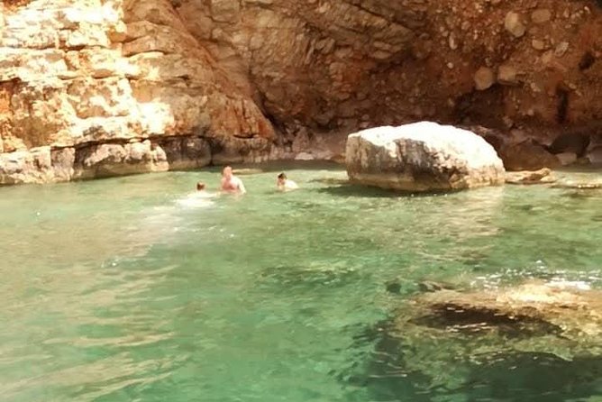 Elafiti Islands Private Tour with Fisher 20 Speedboat - Sipan: shorter stop, more classic island walking