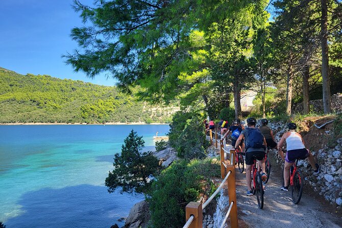 Elafiti Islands Sea kayaking: Full-Day Bike and Kayak tour on Lopud and Šipan - Kayaking on Lopud: Safety, Wet Gear, and Paddling to Sipan