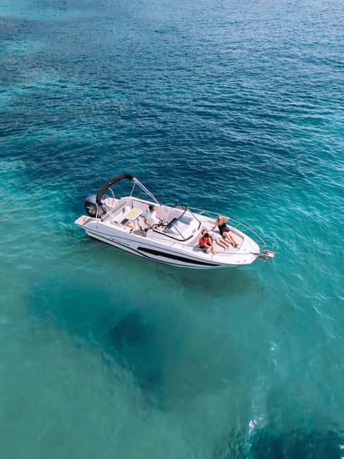Elaphite Islands: Private boat tour (Cap Camarat 7.5wa) - Pickup from Dubrovnik, timed so you can actually enjoy the start