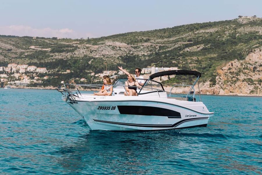 Elaphite Islands: Private boat tour (Cap Camarat 7.5wa) - Skipper as guide: Simon’s style (and what it means for you)