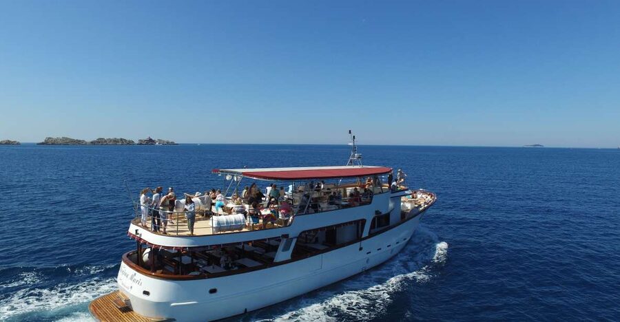 Elaphiti Islands: Full-Day 3-Island Tour with Lunch - Šipan Island: largest Elaphite, Roman-era dates, and farm fields
