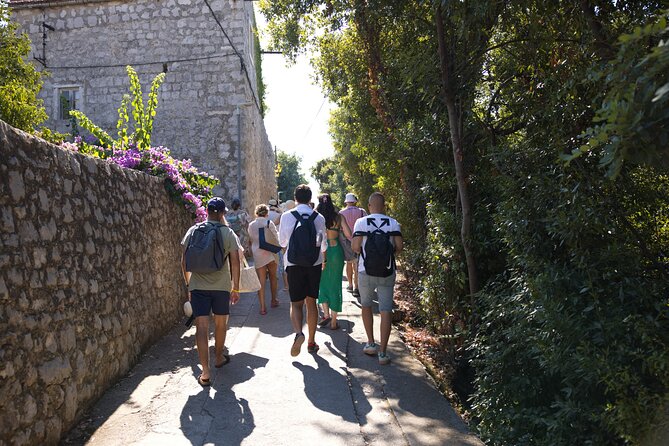 Elaphiti Islands On The Luxury Pirate Ship Karaka Dubrovnik - Who this Elaphite cruise is best for