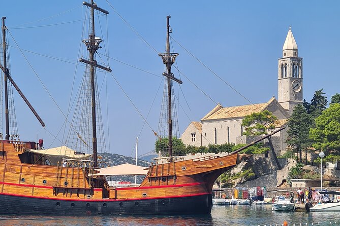 Elaphiti Islands On The Luxury Pirate Ship Karaka Dubrovnik - Pickup and the 8:45 departure from Gruž