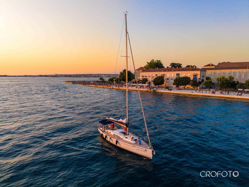 Elegant Sunset cruise under sails,large yacht,full comfort - The 90-minute route: marina loop, old town turn, and toward sunset