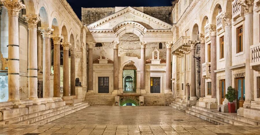 Essential Diocletian's Palace Tour for First-Time Visitors - Jupiter’s Temple and the Peristyle: The Palace Core in Plain English