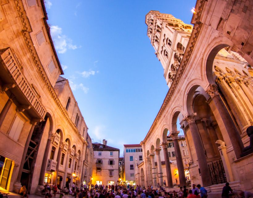 Evening Group Walking Tour - Split Old City Diocletian's Pal - Key things to notice on this evening palace walk