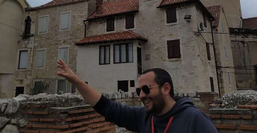 Experience Split History Walking Tour With Local Historian - Diocletian’s Cellars and Vestibule: Learning What You Cannot Easily See
