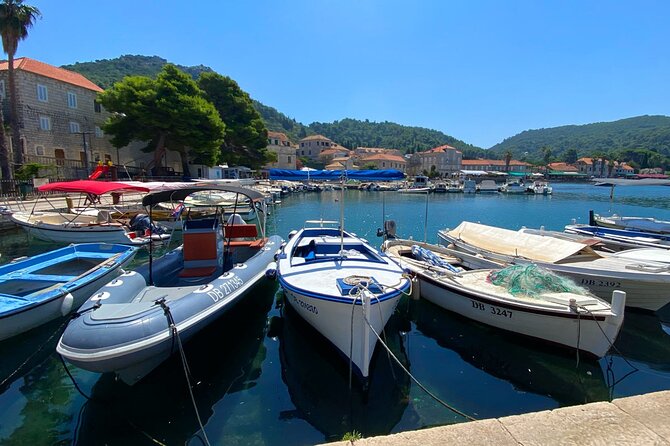 Explore Elaphiti Islands by Boat Tour: Hop-on-Hop-off Adventure - Meeting point and start-time reality in Dubrovnik