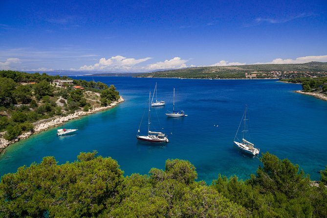 Explore west side of island Brač with Pasara boat - Traditional Dalmatian boat - Key takeaways before you go
