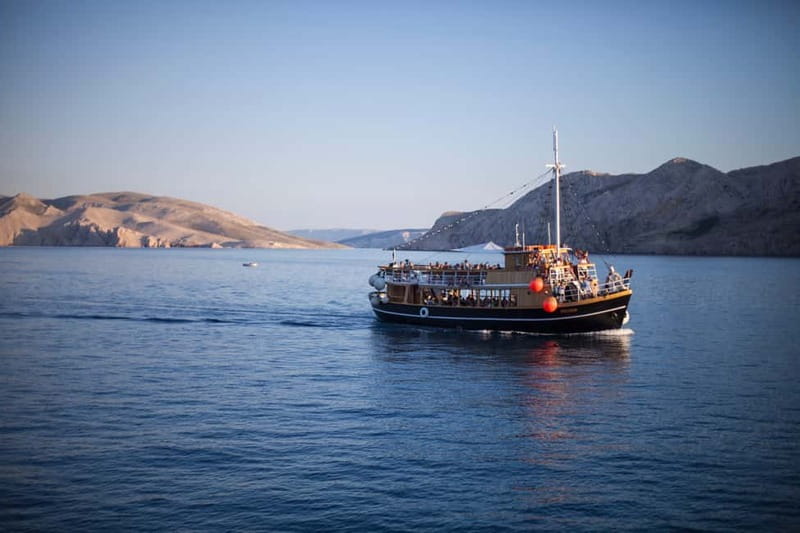 From Baška: Island Day Trip on a Traditional Ship with Lunch - Boarding Leonora in Baška: the morning that sets the tone