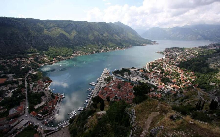 FROM CAVTAT: FULL DAY PERAST , KOTOR AND BUDVA - Perast Blue Lagoon and the Lady of the Rocks and St. George Islets