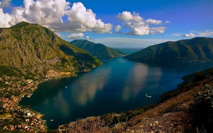 From Cavtat Full Day Tour Montenegro Perast and Kotor - Border Control on the Montenegro Drive: Bring Patience, Bring Your Passport