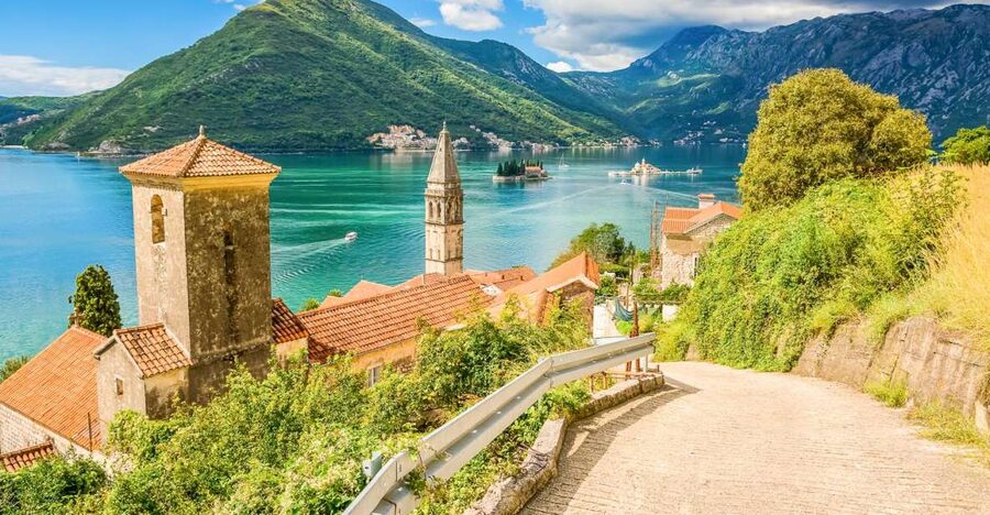From Dubrovnik: Montenegro Day Trip - Perast: 1.5 Hours to Walk the Waterfront and Feel the Atmosphere