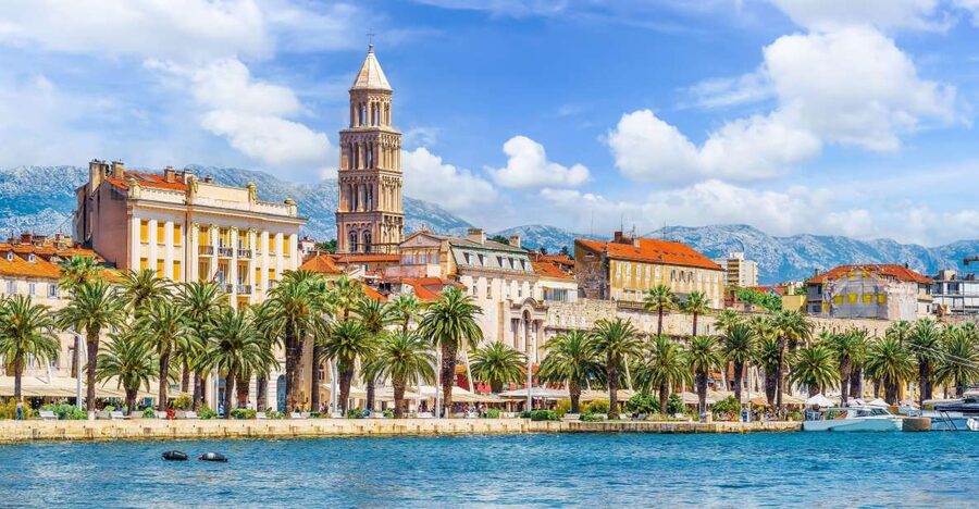 From Dubrovnik: Split Day Trip and City Tour with Transfers - Mala Neretva break: quick legs, quick reset