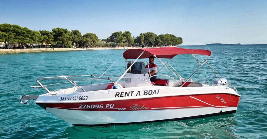 From Fazana: Private sunset dolphin tour - Setting off from Fazana, with Brijuni National Park as your backdrop
