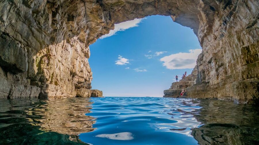 From Fažana: snorkeling at sea cave and Brijuni Island - Brijuni National Park and Kozada island: swimming where fish live