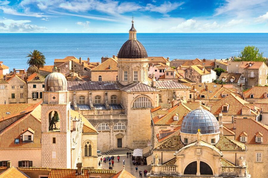 From Makarska: Full-Day Dubrovnik Tour - The Neum stop: a quick reset in a UNESCO-protected town