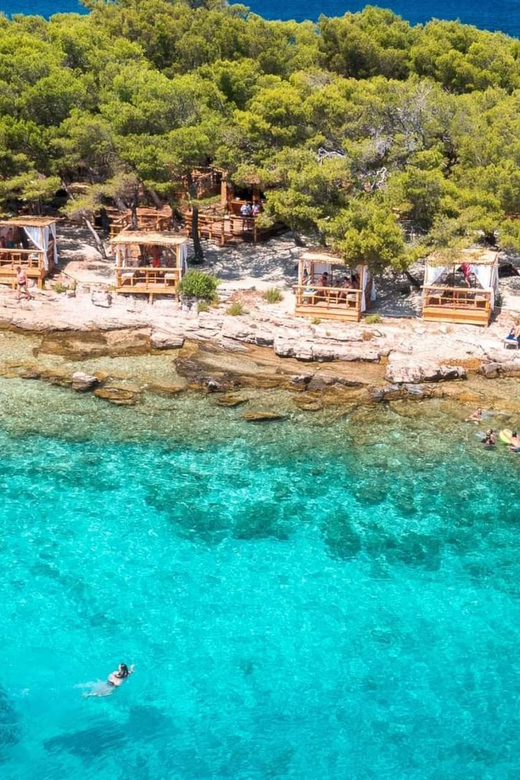 From Makarska:Hvar and Brač Island : Day Tour with speedboat - Price and Logistics: What $236 Covers, and What to Budget for in Cash