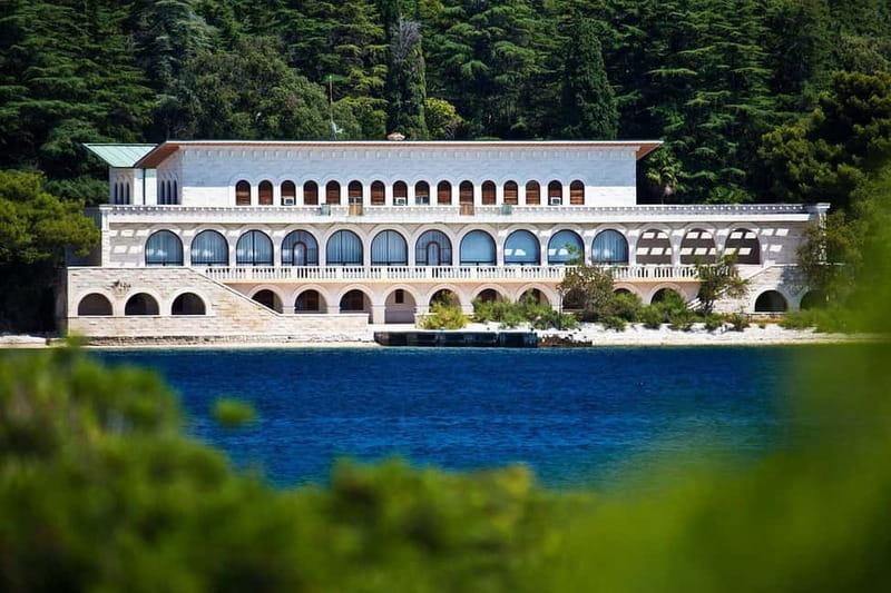From Pula: Half-day NP Brijuni cruise with Lunch & Swimming - Meeting point near Pula’s landmarks, then you’re off