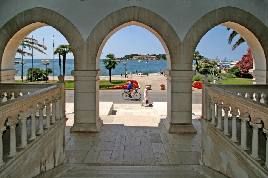 From Rovinj: Istria Day Tour to Poreč, Grožnjan & Motovun - Should you book this Rovinj day trip to Poreč, Grožnjan and Motovun?
