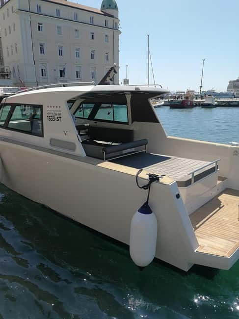 From Split: 5 Islands and Blue Cave Boat Tour - Vis Island and Stiniva Bay: quick sights, best for photos