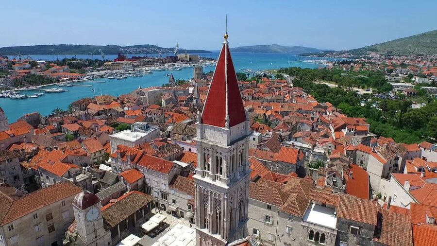 From Split: Blue Lagoon and Trogir Half-Day Speedboat Tour - The return cruise to Split: time for views and an easy finish