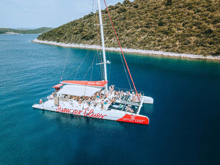 From Split: Catamaran Cruise to Bol, Golden Horn & Brač - Bol village at about 15:00: slow down, stretch your legs, and enjoy a real town moment