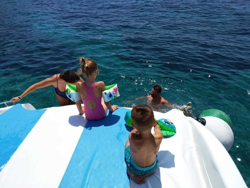 From Split: Luxury Cabin Boat Tour to The Blue Cave and Hvar - Hvar Town Architecture, Fortress Views, and Lavender Ice Cream