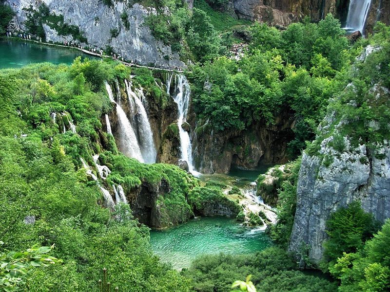 From Split or Trogir: Plitvice Lakes Private Tour - Timing and crowds: how to make the day feel calm