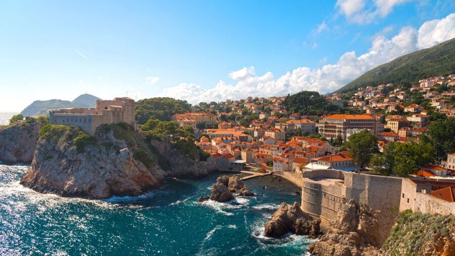 From Split & Trogir: Dubrovnik Guided Day Tour - Your 4 hours of freedom in Dubrovnik: walls, cable car, and where to plan your energy