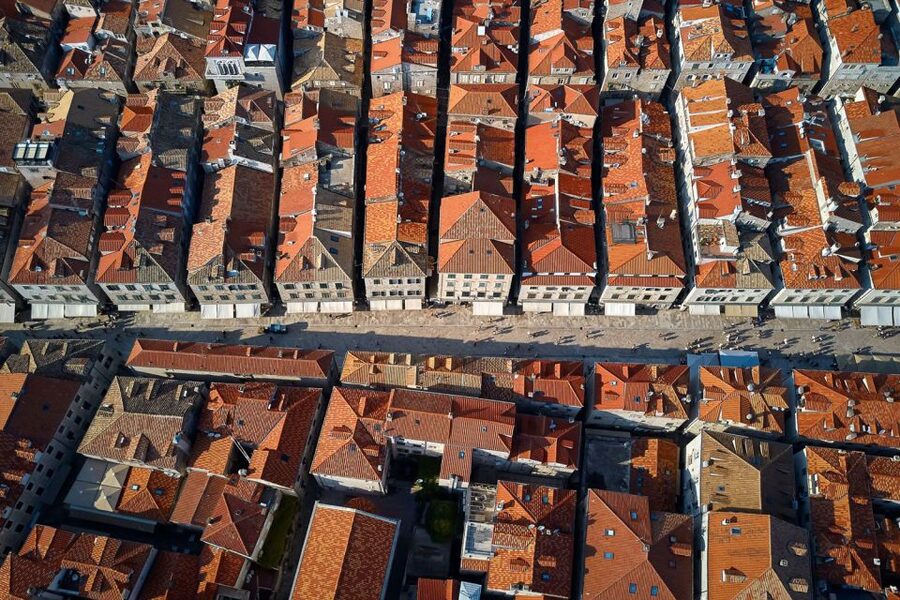 From Split & Trogir: Dubrovnik Guided Day Tour - Dubrovnik Old Town on foot: what your guided walk actually accomplishes