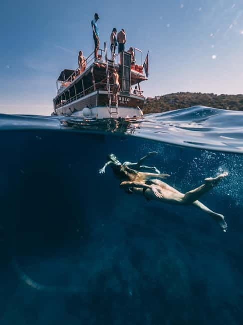 From Trogir: Blue Lagoon & Šolta Cruise with Lunch & Drinks - Time management, comfort, and getting your money’s worth