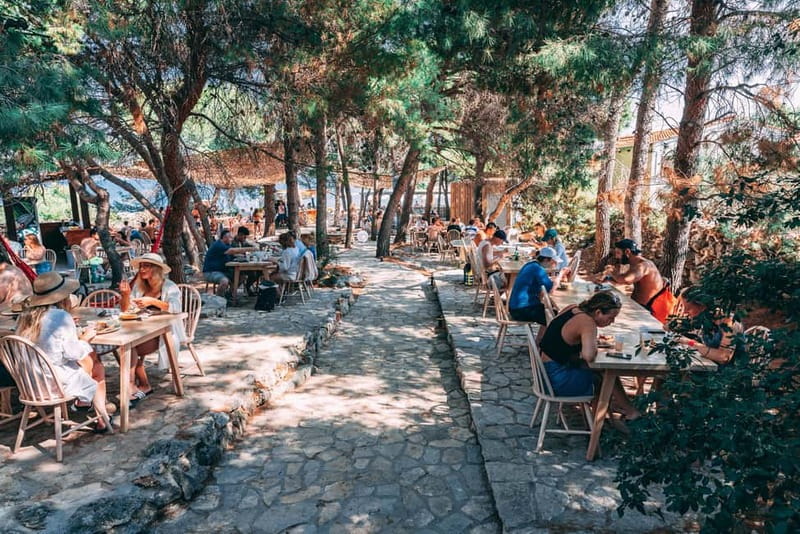 From Trogir: Blue Lagoon & Šolta Cruise with Lunch & Drinks - Should you book the Blue Lagoon and Šolta cruise from Trogir?