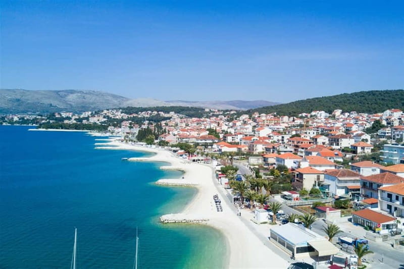 From Trogir: Guided Panoramic Boat Tour with Drinks - Who this boat tour fits best