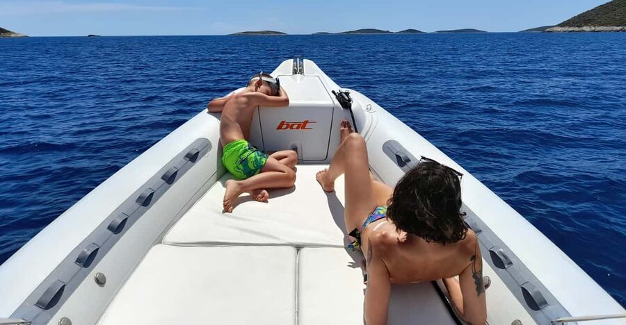From Vis: Speedboat tour - Vis, Biševo & Blue Cave (private) - Boat, Captain, and the Pace of a 7-Hour Cruise