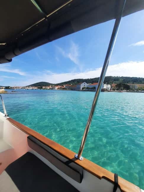 From Zadar: Islands Boat Tour with Drinks - Galovac (Školji) for the second snorkeling and swim stop