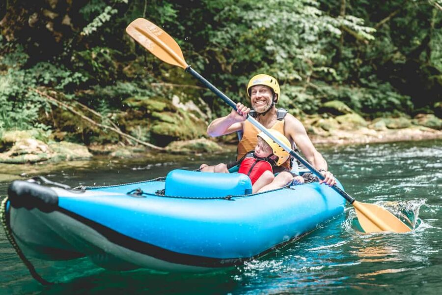 From Zagreb: Mrežnica kayaking & Rastoke village - day trip - Zagreb to Karlovac County: where the day trip really starts