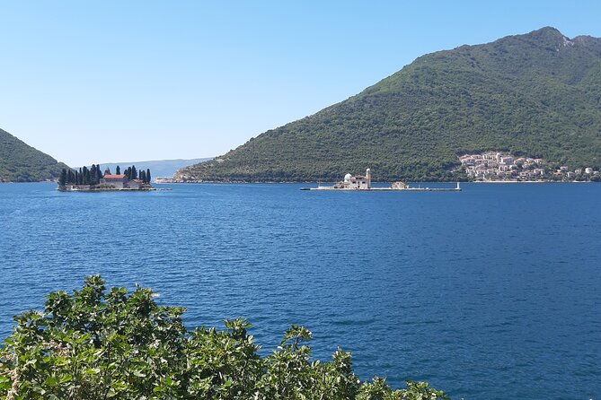 Full-Day Tour Bay of Kotor Perast Kotor and Budva small group from Dubrovnik - Road time, traffic, and what it feels like in real life