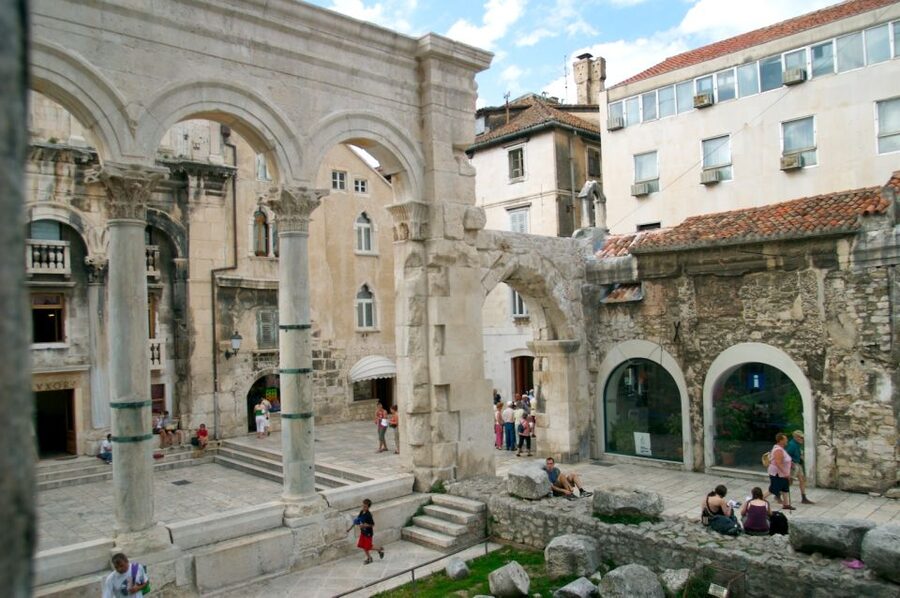 Full-Day Trip from Dubrovnik to Split - Inside Diocletian’s Palace: the walking tour that sets your bearings