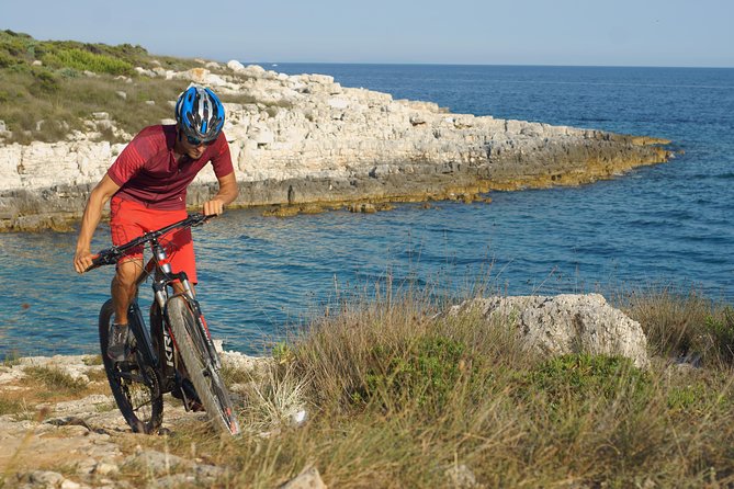 FUN E-BIKE RIDE at CAPE KAMENENJAK - Swimming Time, Including the Cave-Water Moment