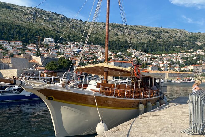 Gastro Cruise | Dinner and Boat ride around Dubrovnik Old Town - Who should book this Gastro Cruise dinner cruise