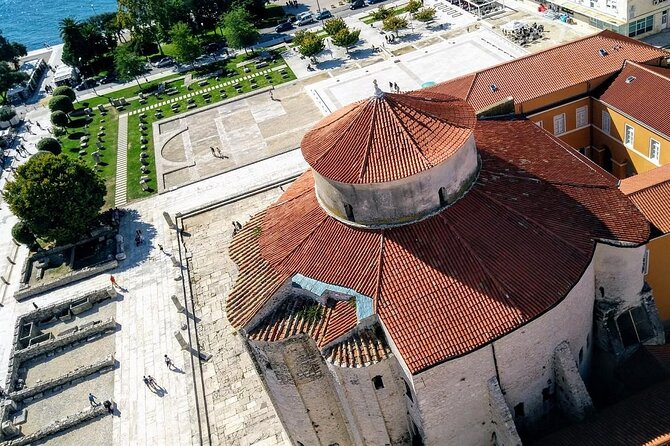 Group History Walking Tour in Zadar Old Town - Meeting at Trg pet bunara, then heading to the Sea Organ