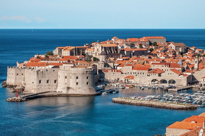 Guided Tour to discover Dubrovnik's Old Town, by day or night - How long is enough, and what you should ask your guide