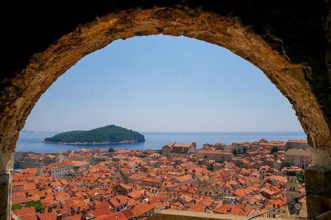 Guided Tour to discover Dubrovnik's Old Town, by day or night - Price and group size, is $22.05 good value?