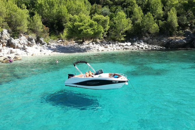 Half-Day Best Beaches & Bays Private Speed Boat Tour - Meeting on Lapadska Obala: start fast, stay simple