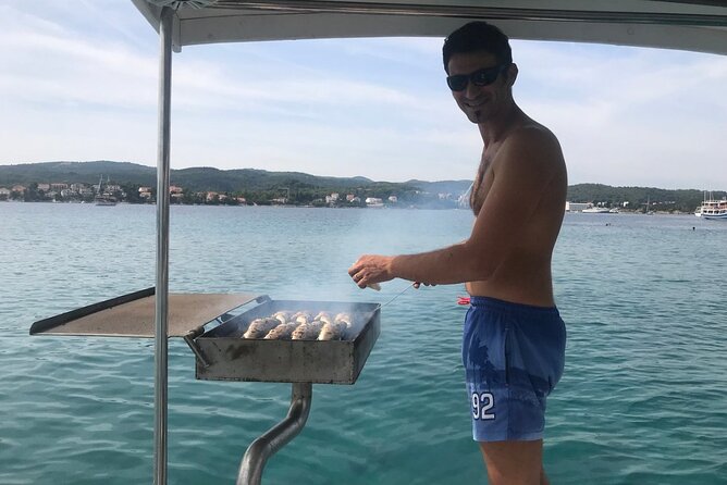Half-Day Boat Tour Korcula Archipelago - Lunch onboard: grilled fish, local sides, and homemade wine