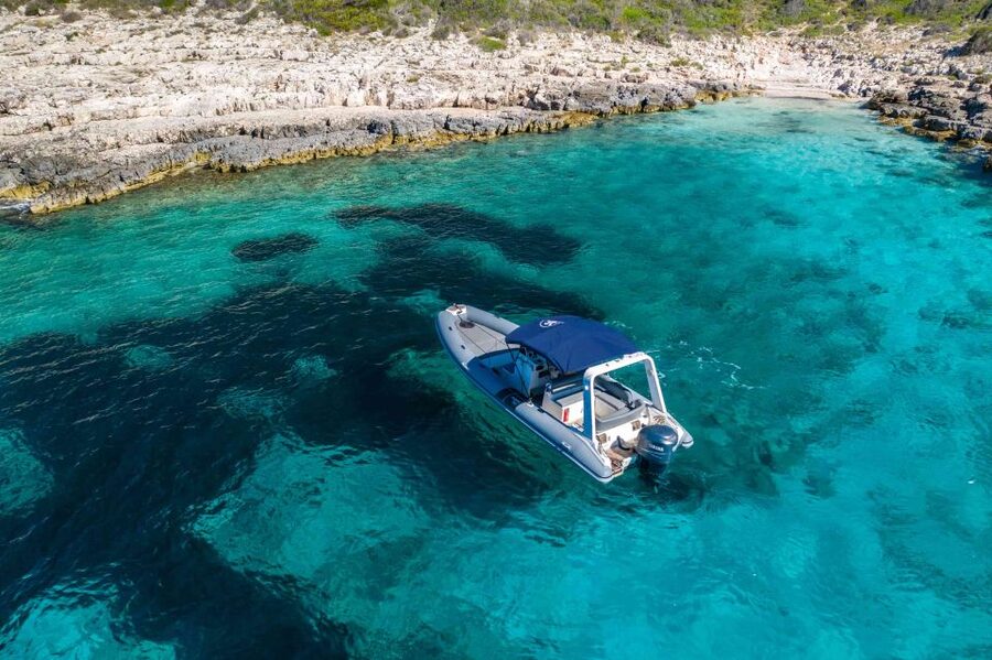 Hvar: Blue and Green Caves Boat Tour with Stiniva Beach - The best way to get the most out of each stop