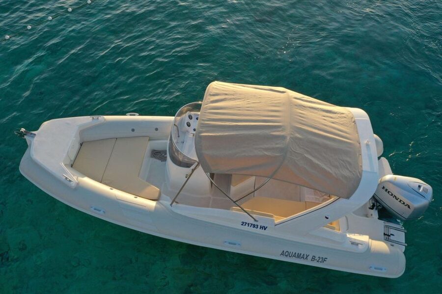 Hvar:Blue & Grenn Cave and Vis Island Private Speedboat Tour - Key Things I’d Remember Before Booking