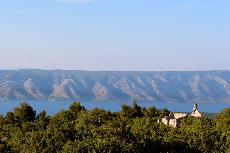 Hvar Hidden Gems Tour with Lunch or Dinner - Forts First: French Fortress Views and Why They Matter